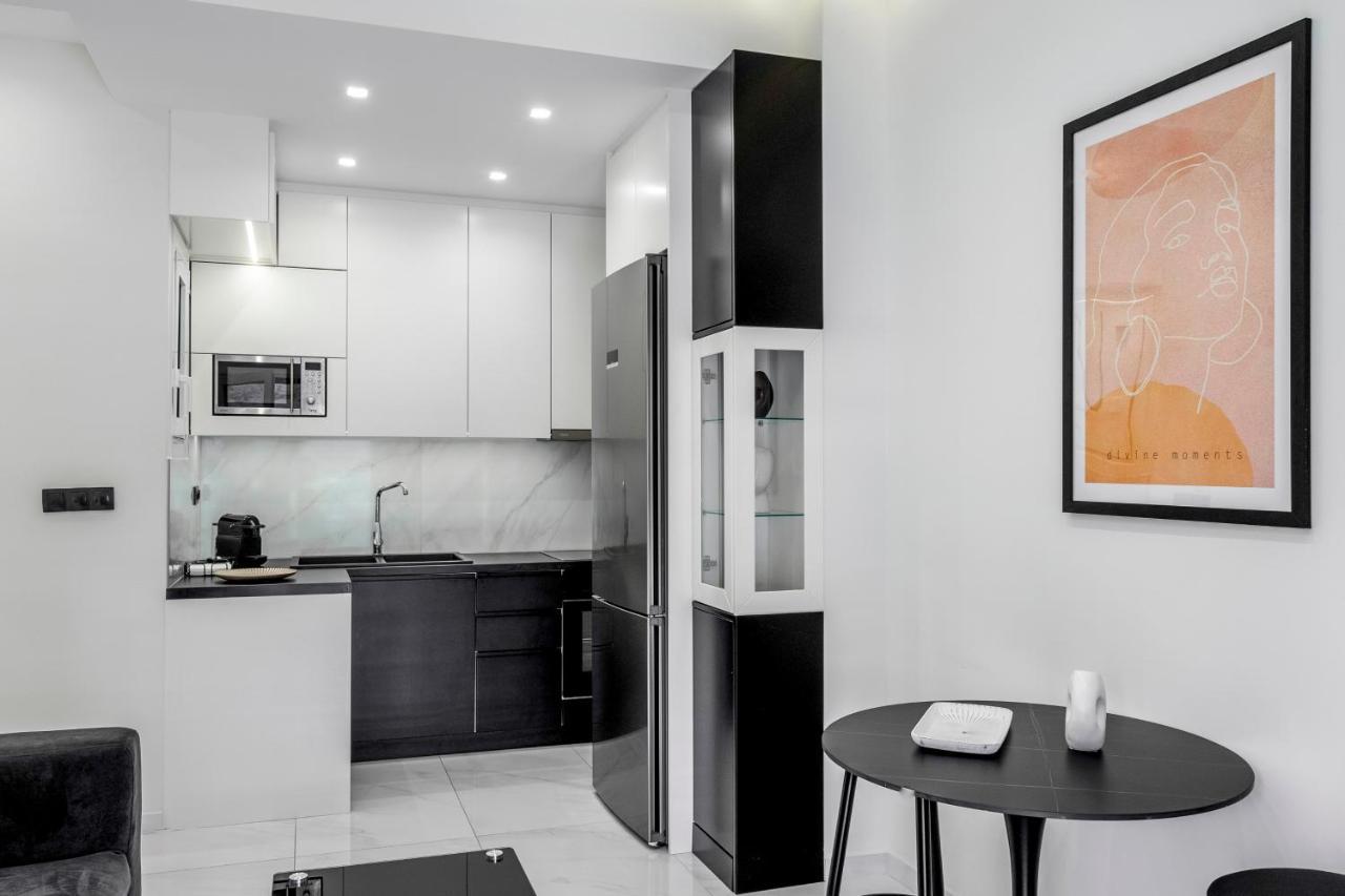 Central 2Br Apartment In The Heart Of אתונה מראה חיצוני תמונה